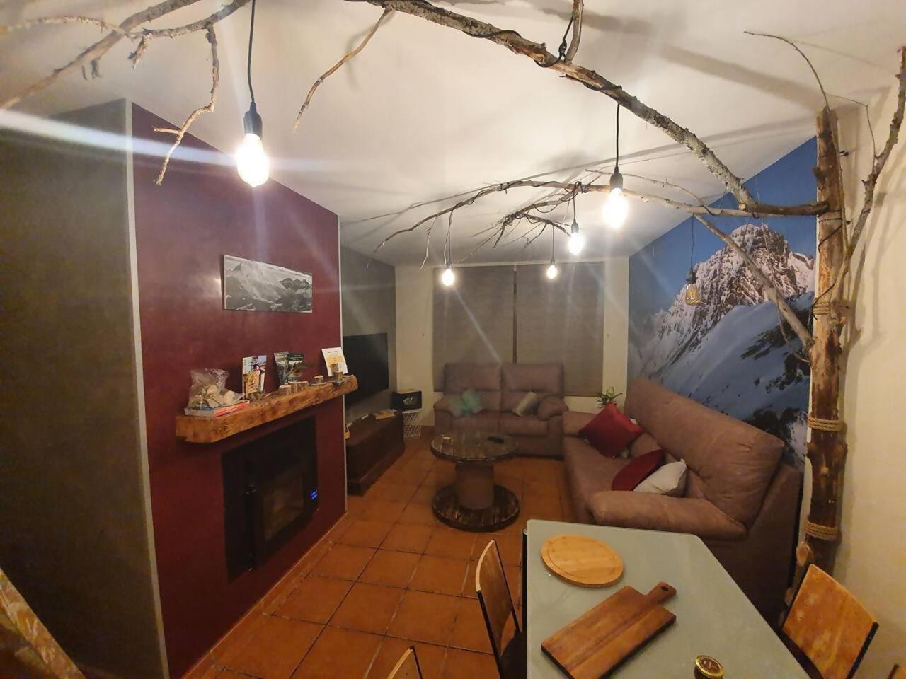 Apartamento La Leyenda Del Curavacas Alba de los Cardaños Exterior foto