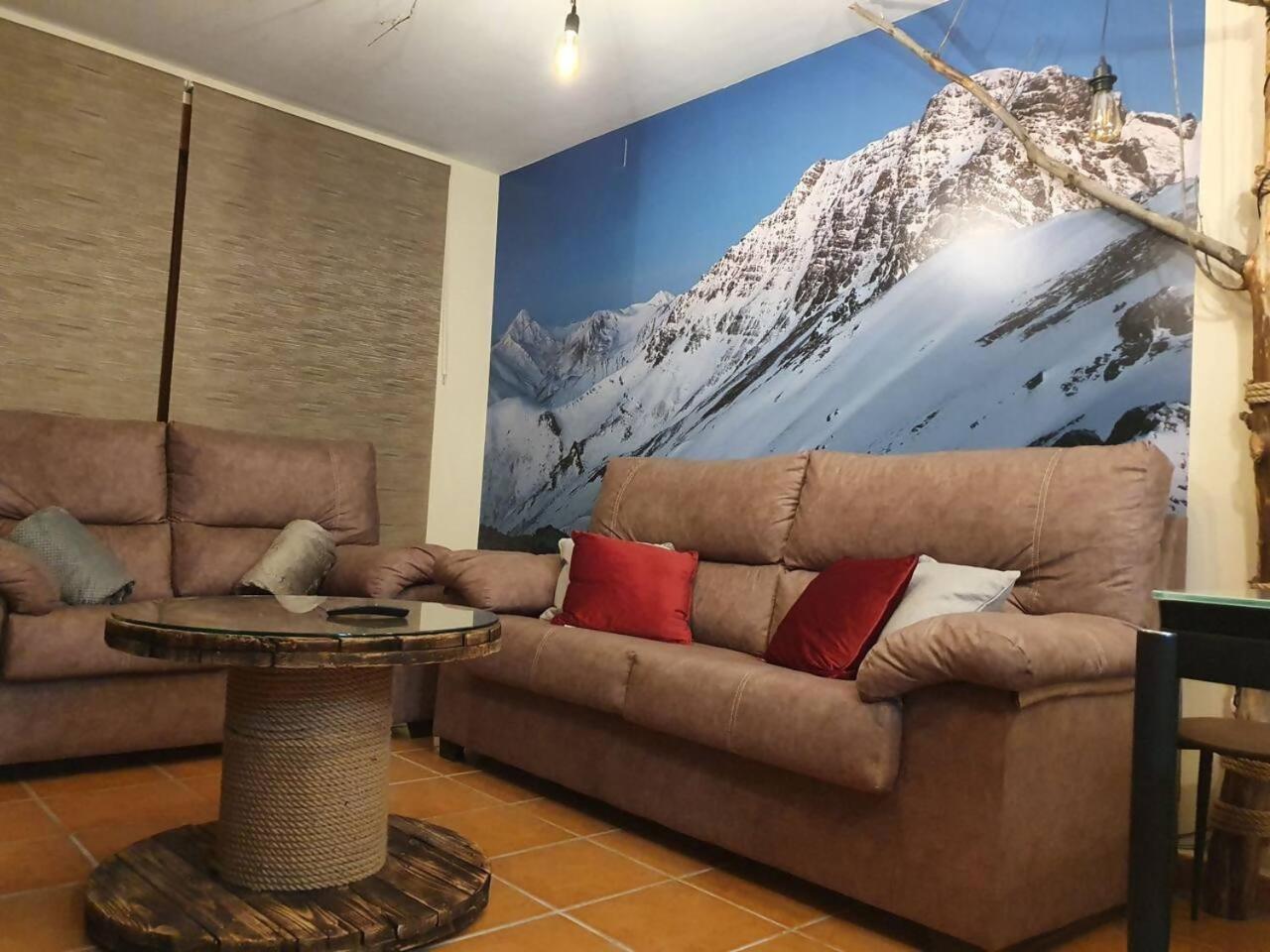 Apartamento La Leyenda Del Curavacas Alba de los Cardaños Exterior foto